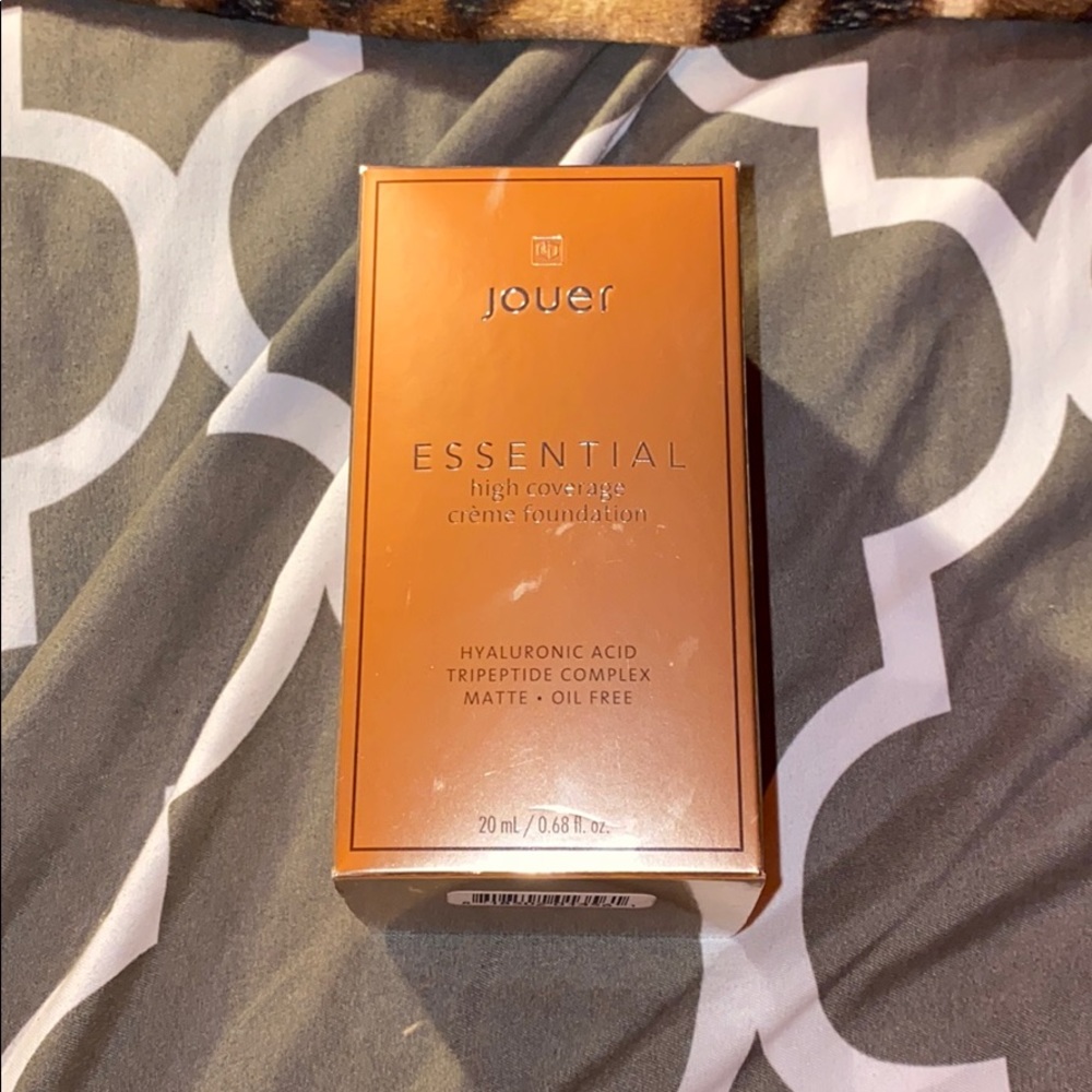 Jouer Essential high coverage crème foundation